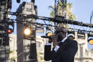 Freddie Gibbs & El Michels Affair (2)