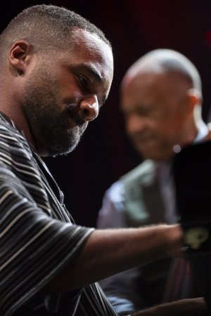 « Oscar Peterson Celebration » feat. Sullivan Fortner, John Clayton & Jeff Hamilton (3)