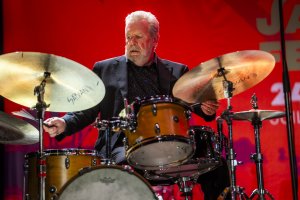 « Oscar Peterson Celebration » feat. Sullivan Fortner, John Clayton & Jeff Hamilton (6)