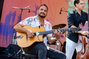 Stochelo & Mozes Rosenberg « The songs of Charlie Chaplin... and more! » (10)