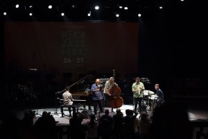 Avishai Cohen Quintet (1)