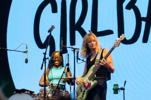 GIRLBAND! (1)